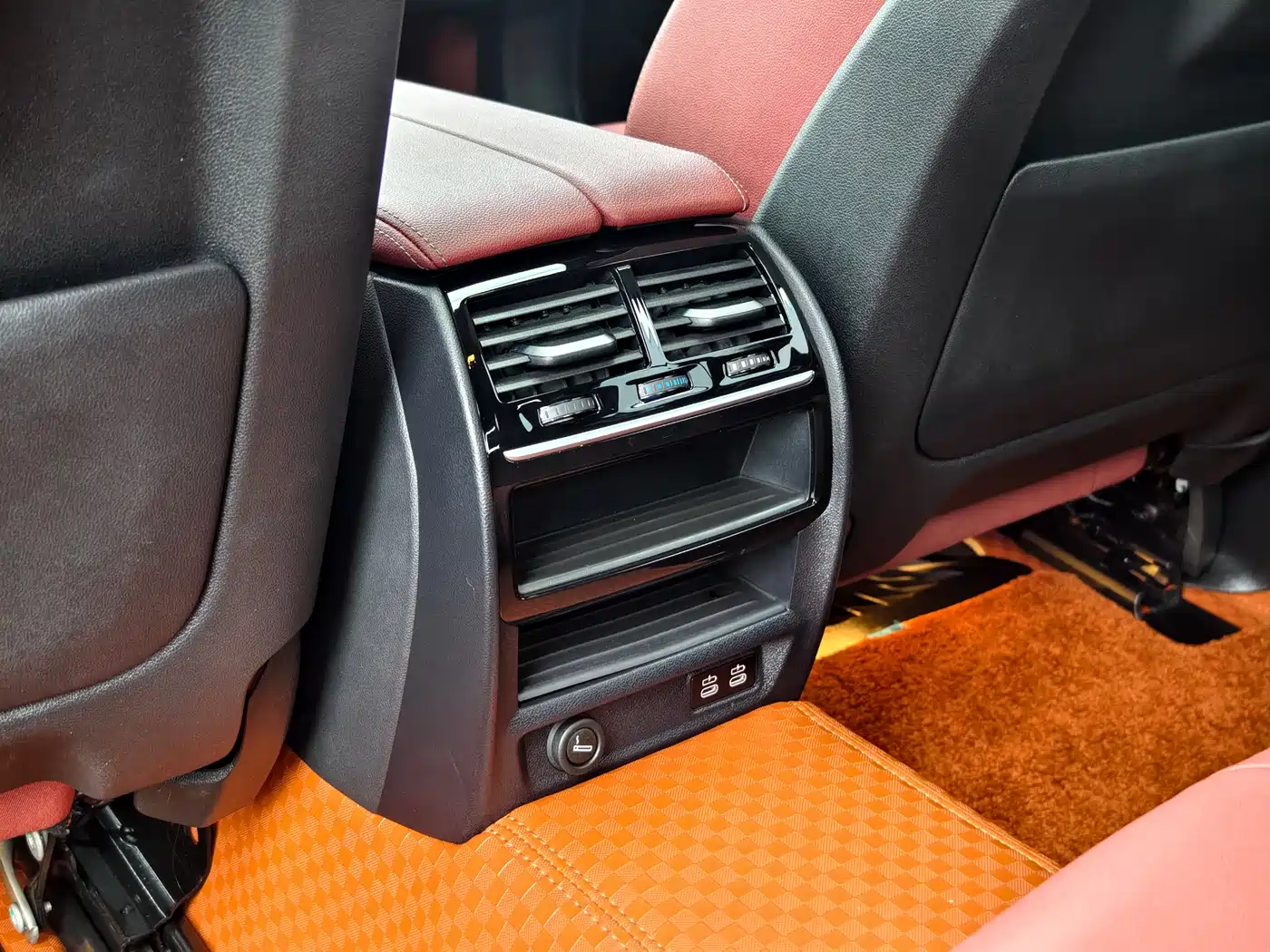 BMW 5 Series 2022 525Li M Sport Package фото 16