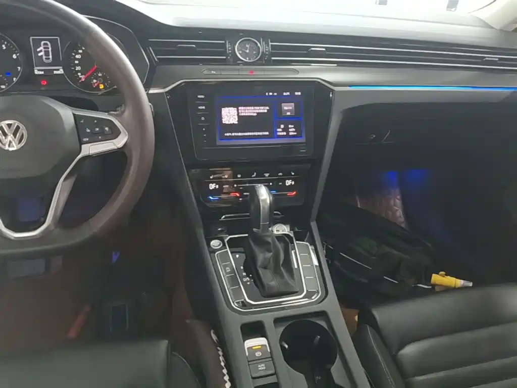 Volkswagen Magotan 2020 330TSI DSG Leading фото 13