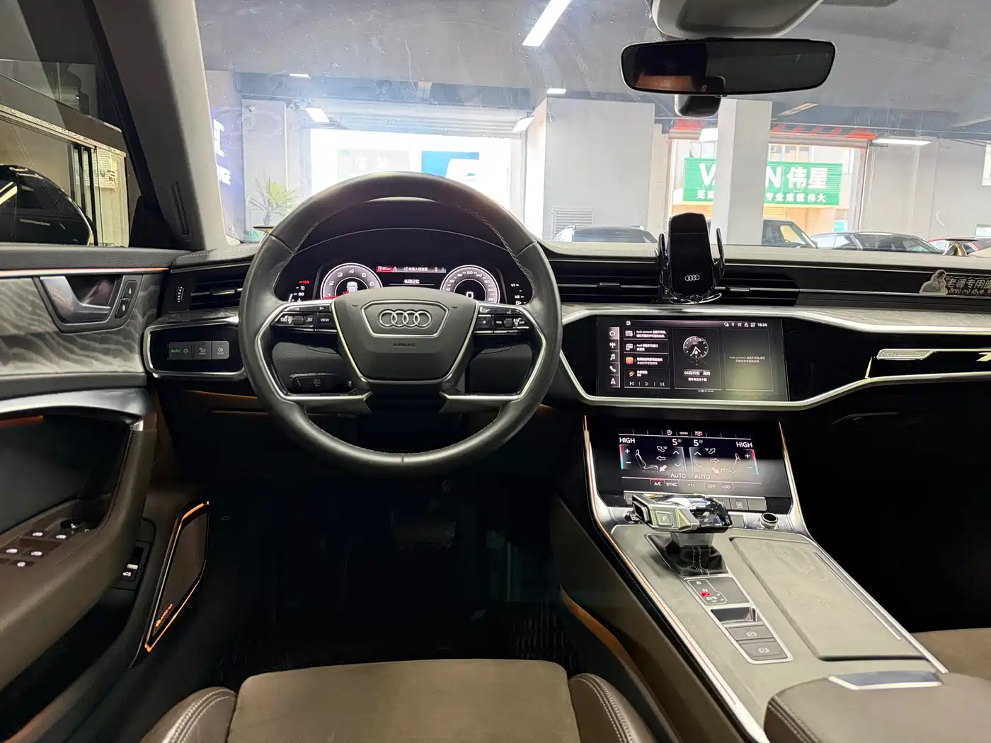 Audi A7L 2022 45 TFSI S-line Dream Builder Edition фото 7