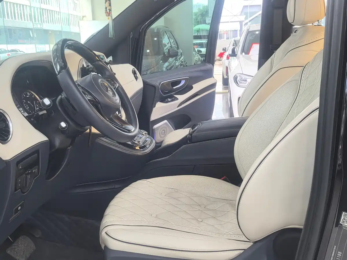 Mercedes-Benz Vito 2021 2.0T Business Edition 7-seater фото 8