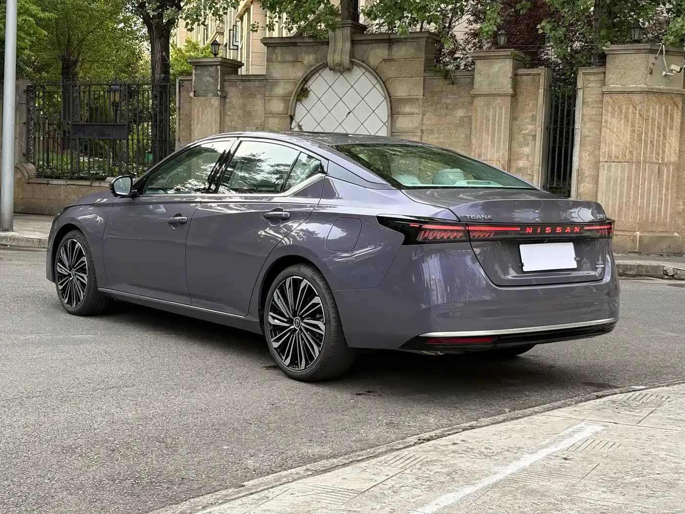 NISSAN TEANA