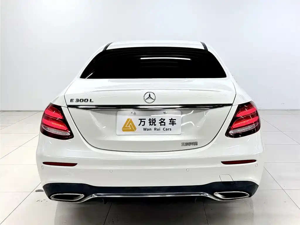Mercedes-Benz E-Class 2017 E 300 L Sport Fashion фото 4