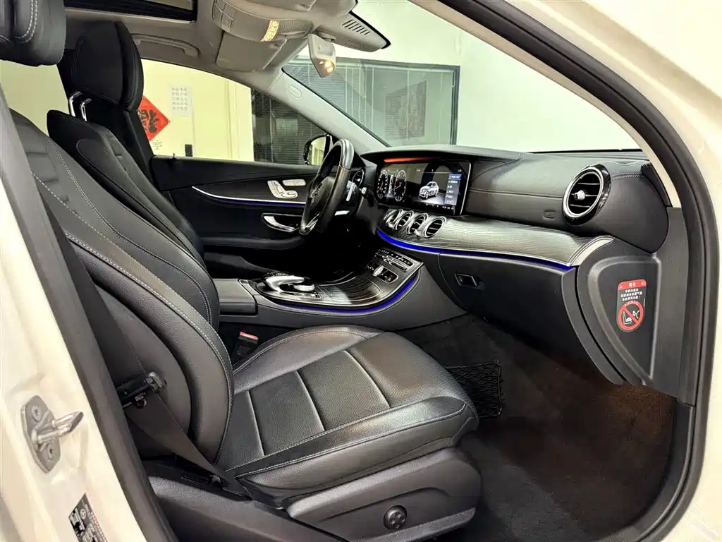 Mercedes-Benz E-Class 2017 E 300 L Sport Fashion фото 11