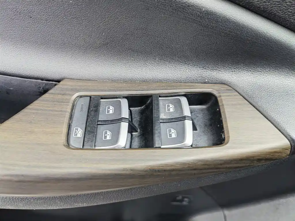 JIANGLING DOMAIN TIGER 7