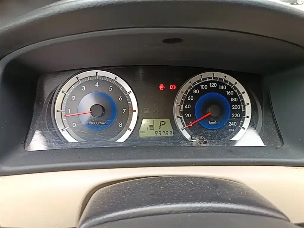 Toyota Corolla 2013 1.6L Automatic Excellence Edition фото 12