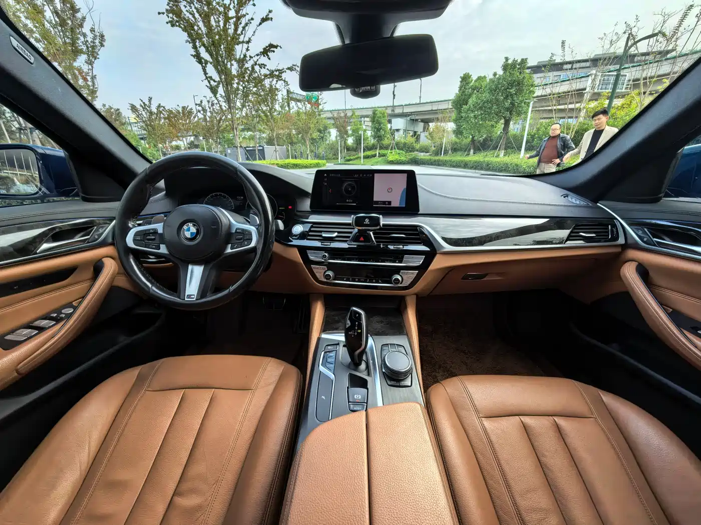 BMW 5 Series 2019 530Li Leading M Sport Package фото 8
