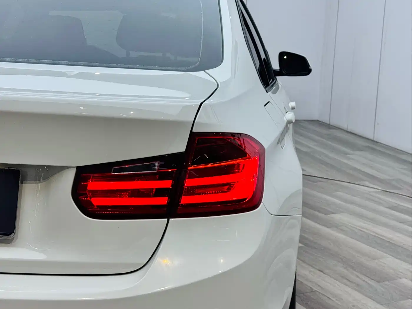 BMW 3 Series 2015 316i Progressive фото 21