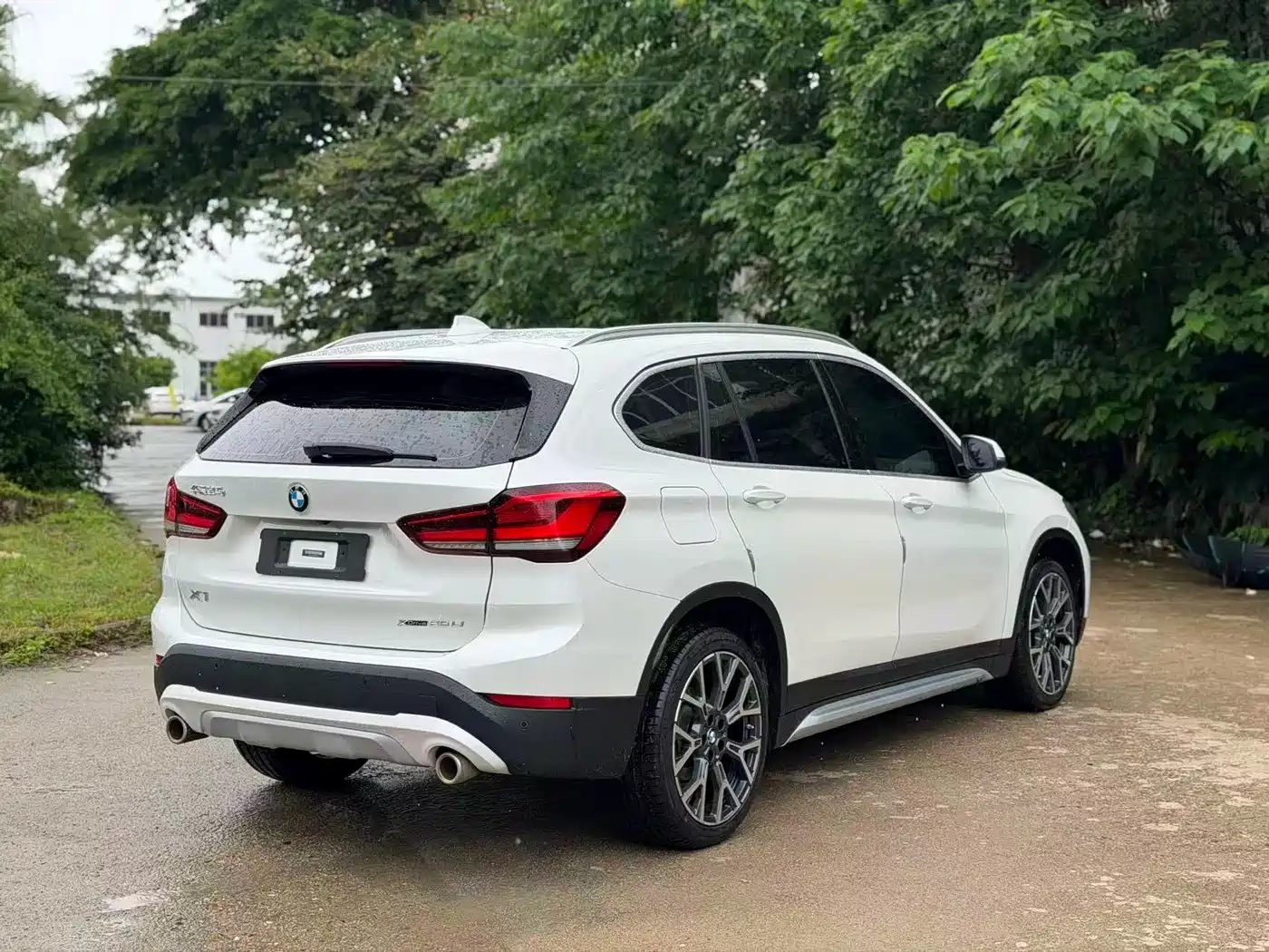 BMW X1 2020 xDrive25Li Premium Edition фото 6