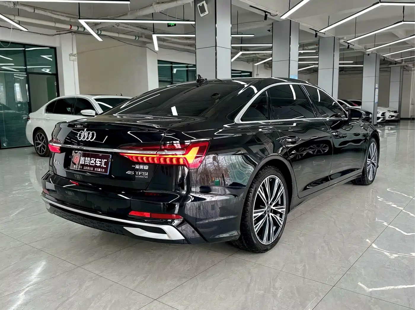 Audi A6L 2024 45 TFSI quattro Premium Dynamic фото 3