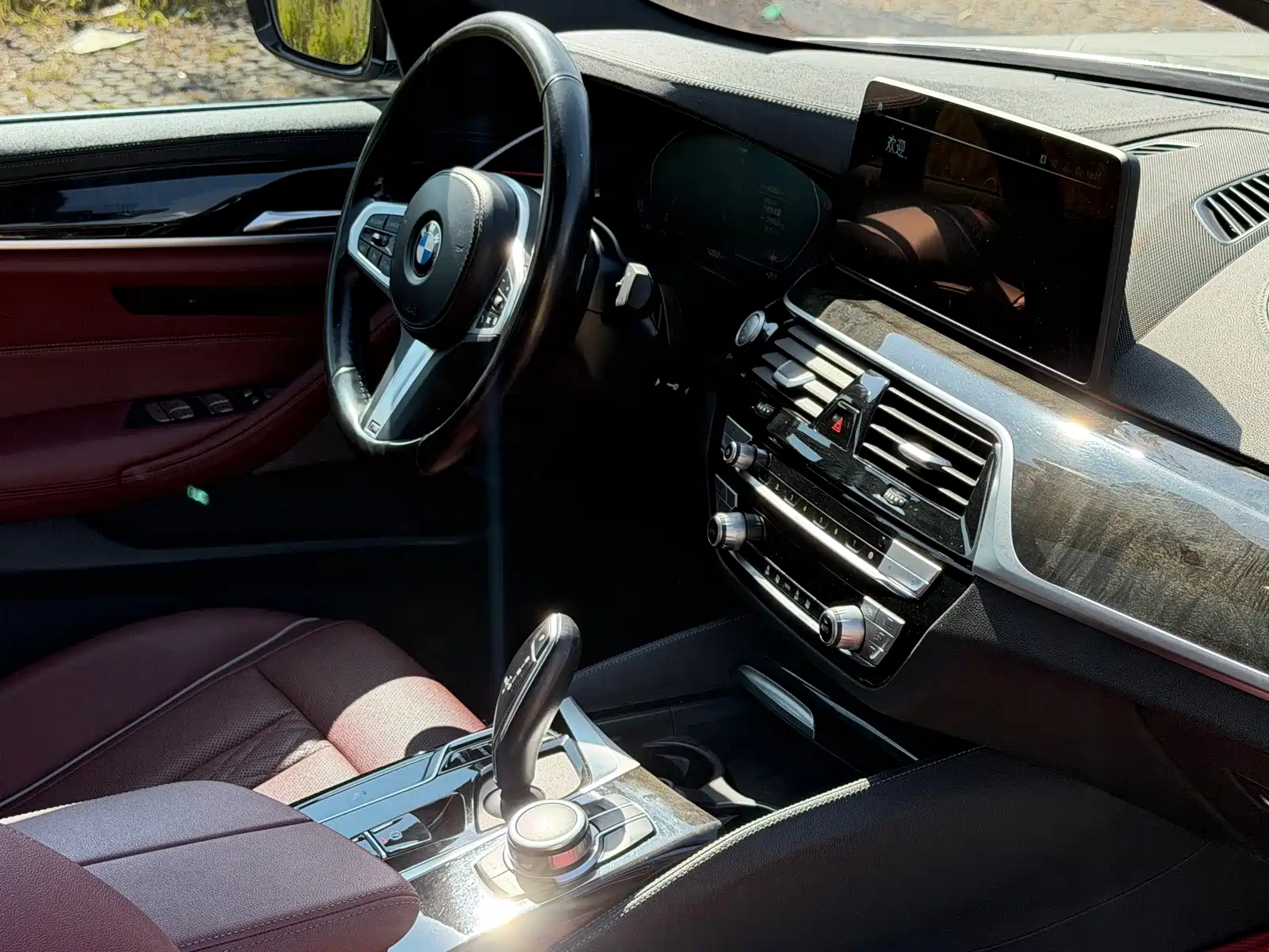 Photo 16 - BMW 5 Series