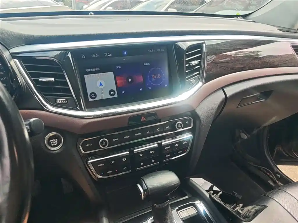 GAC Trumpchi Trumpchi GS8 2017 320T AWD Luxury Smart Connect (7-Seater) фото 13