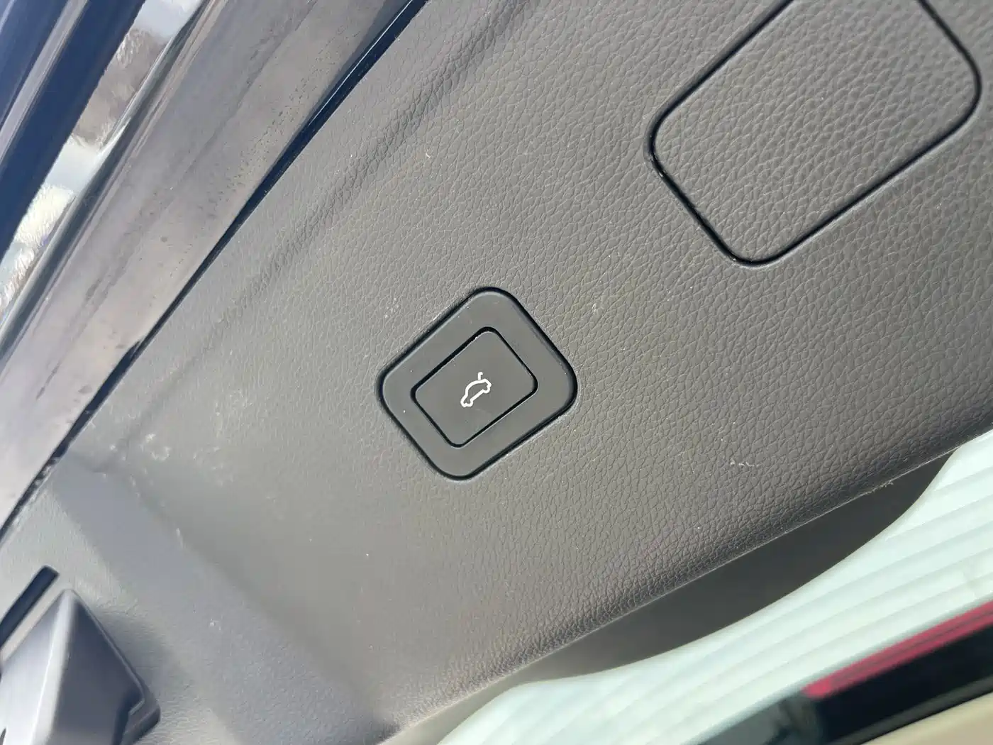 Hongqi HS7 2022 3.0T Automatic 4WD ZhiLian QiXiang Edition 5-seater фото 27