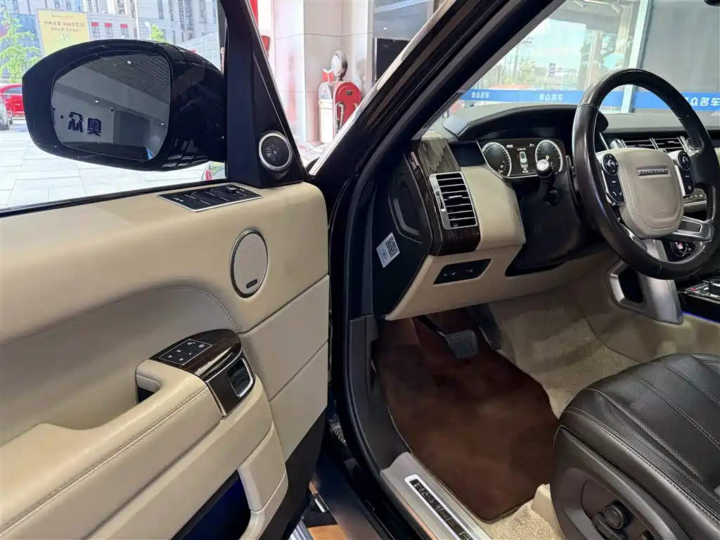 Land Rover Range Rover 2017 3.0 SC V6 Vogue LWB (Long Wheelbase) фото 5