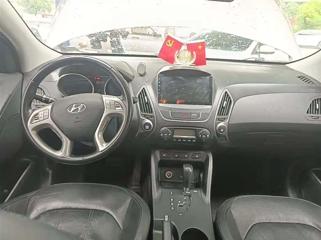 Hyundai Beijing Hyundai ix35 2013 2.0L Automatic 2WD Leading GLX China V фото 13