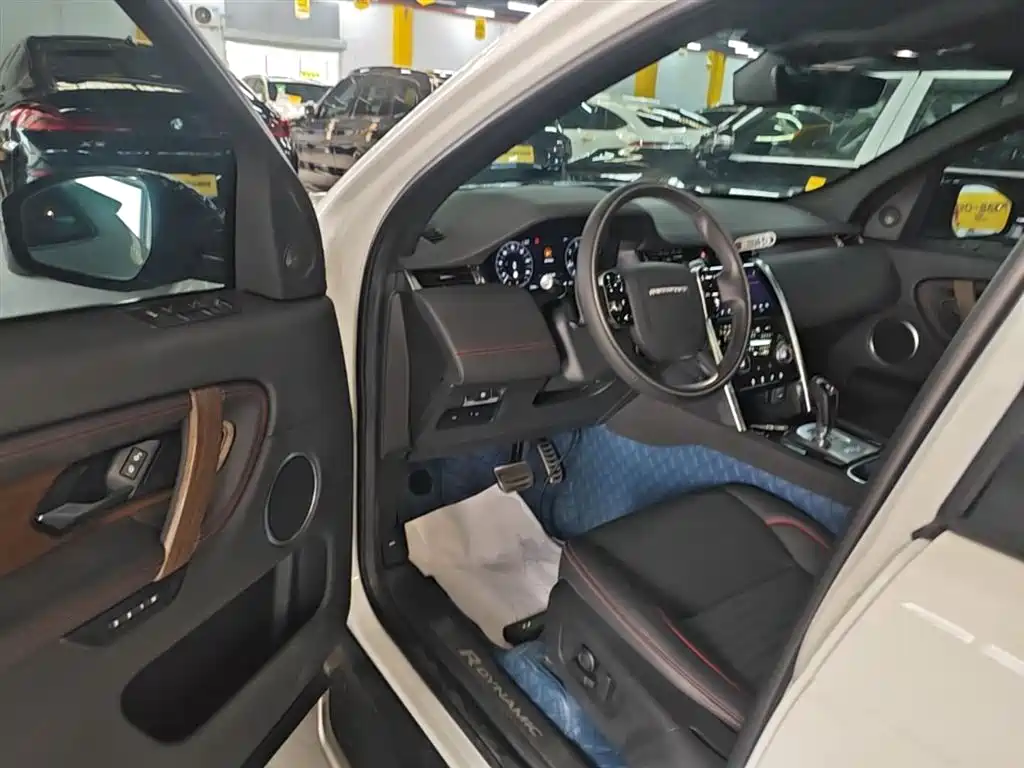 LAND ROVER DISCOVER SPORTS