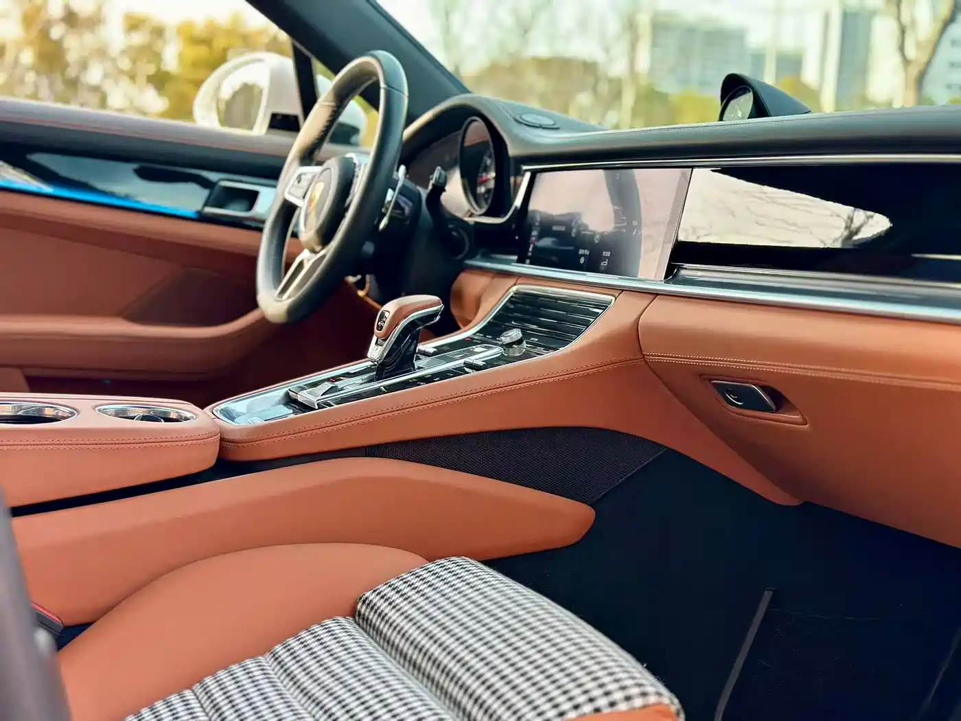 Porsche Panamera 2017 Panamera 4 Sport Turismo 3.0T фото 11