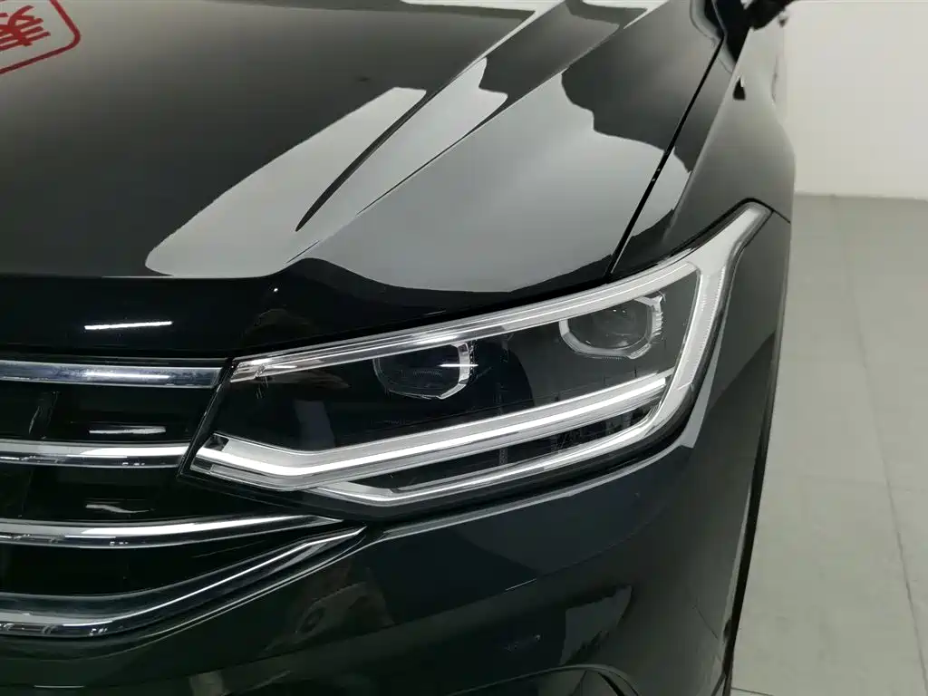 Volkswagen Tiguan L PHEV 2023 430PHEV Plug-in Hybrid Premium фото 7
