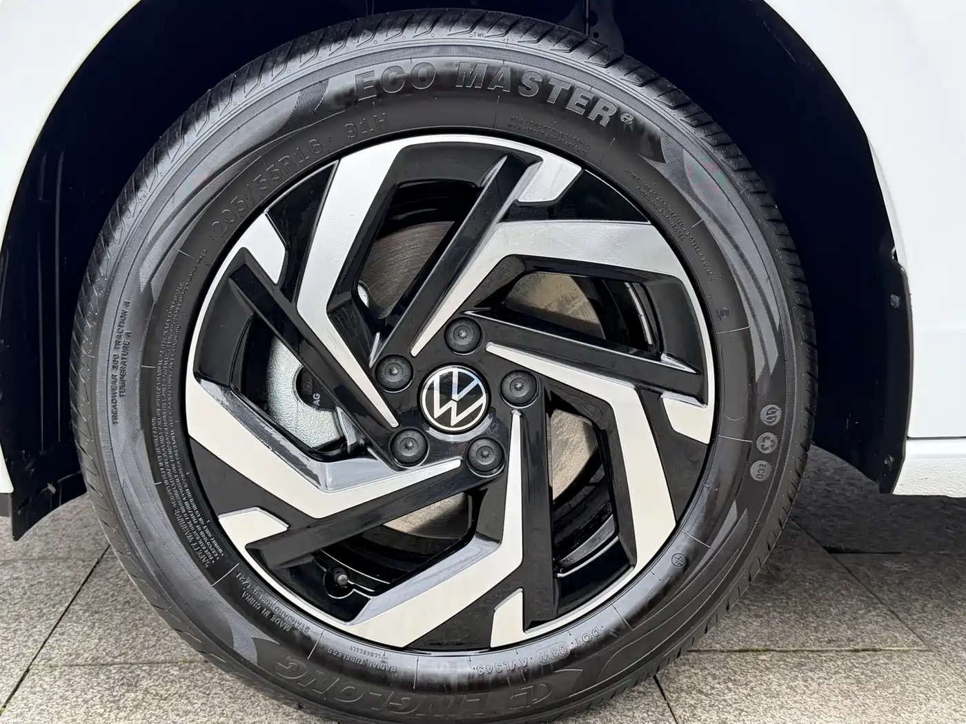 Volkswagen Lavida 2026 1.5L Auto 5 Million Edition фото 22