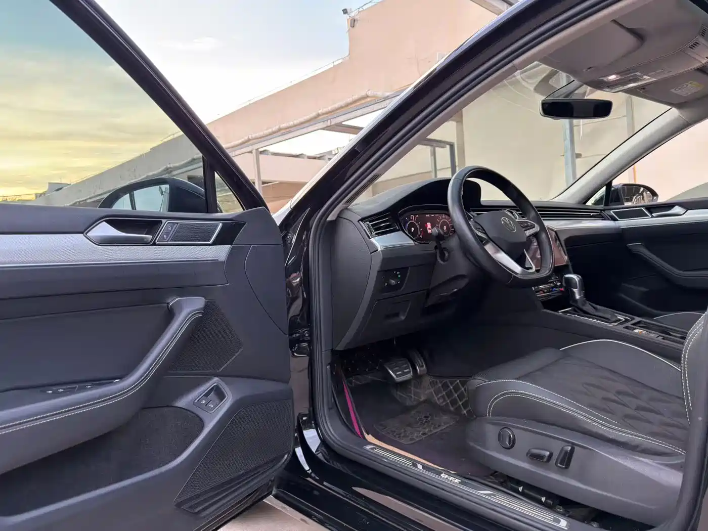 Volkswagen Magotan GTE Plug-in Hybrid 2022 GTE Luxury фото 4