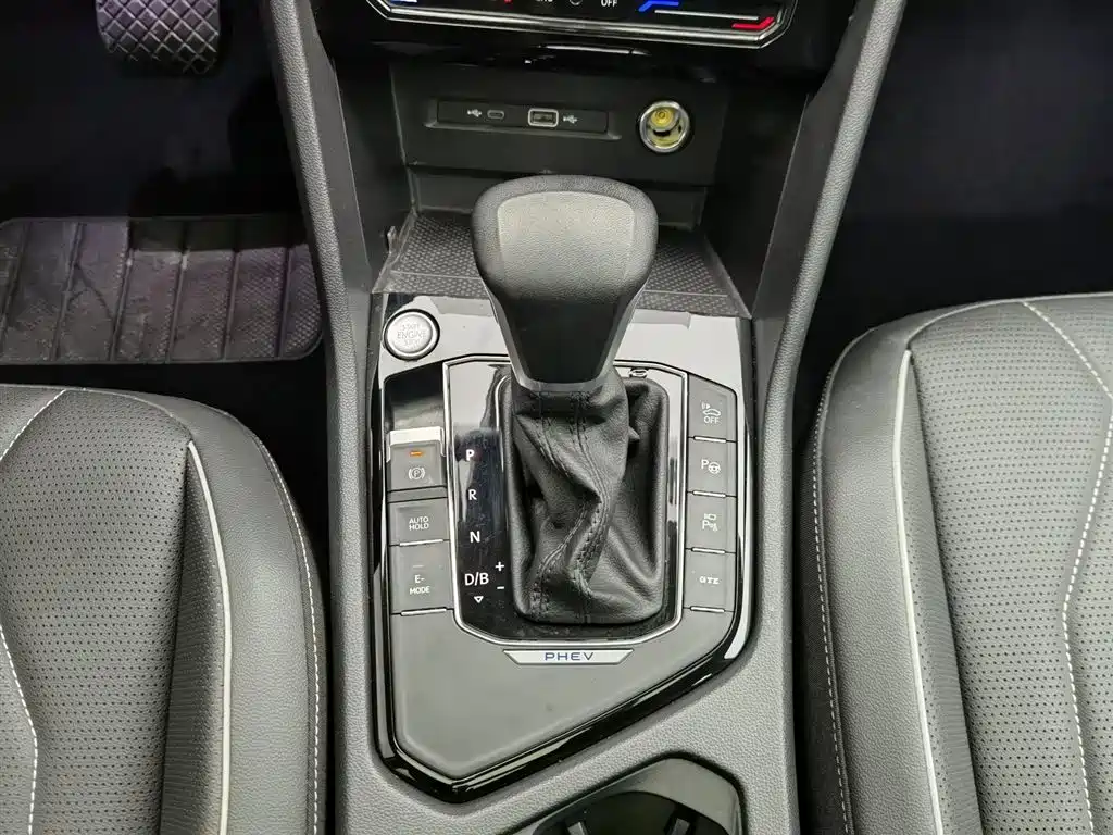 Volkswagen Tiguan L PHEV 2023 430PHEV Plug-in Hybrid Premium фото 13