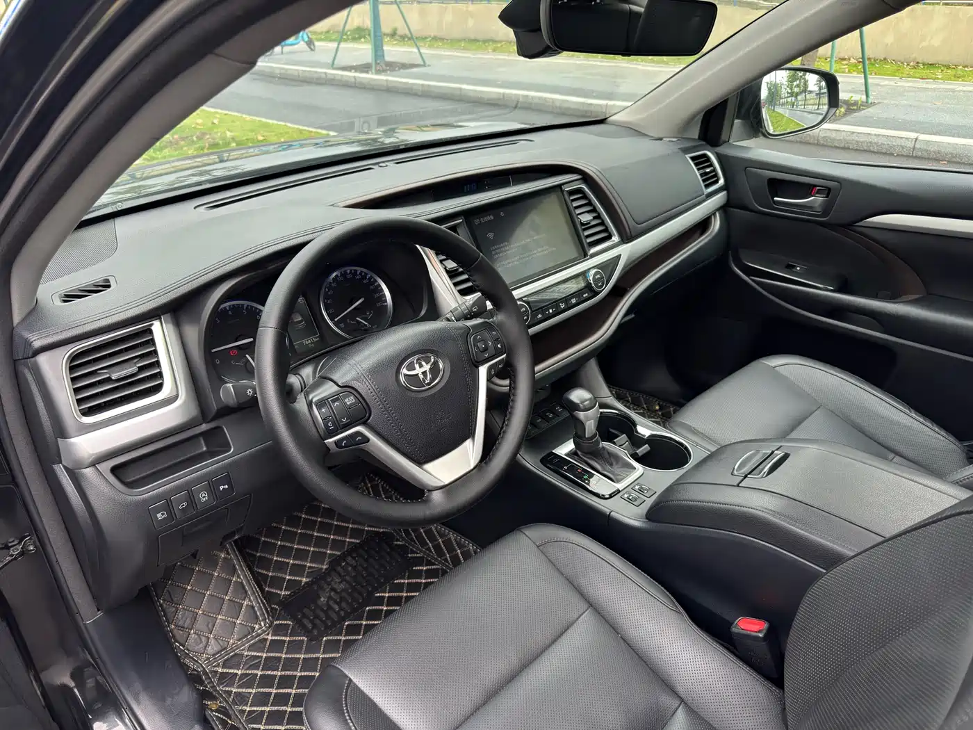 Toyota Highlander 2018 2.0T 4WD Premium 7-seater (China V) фото 3