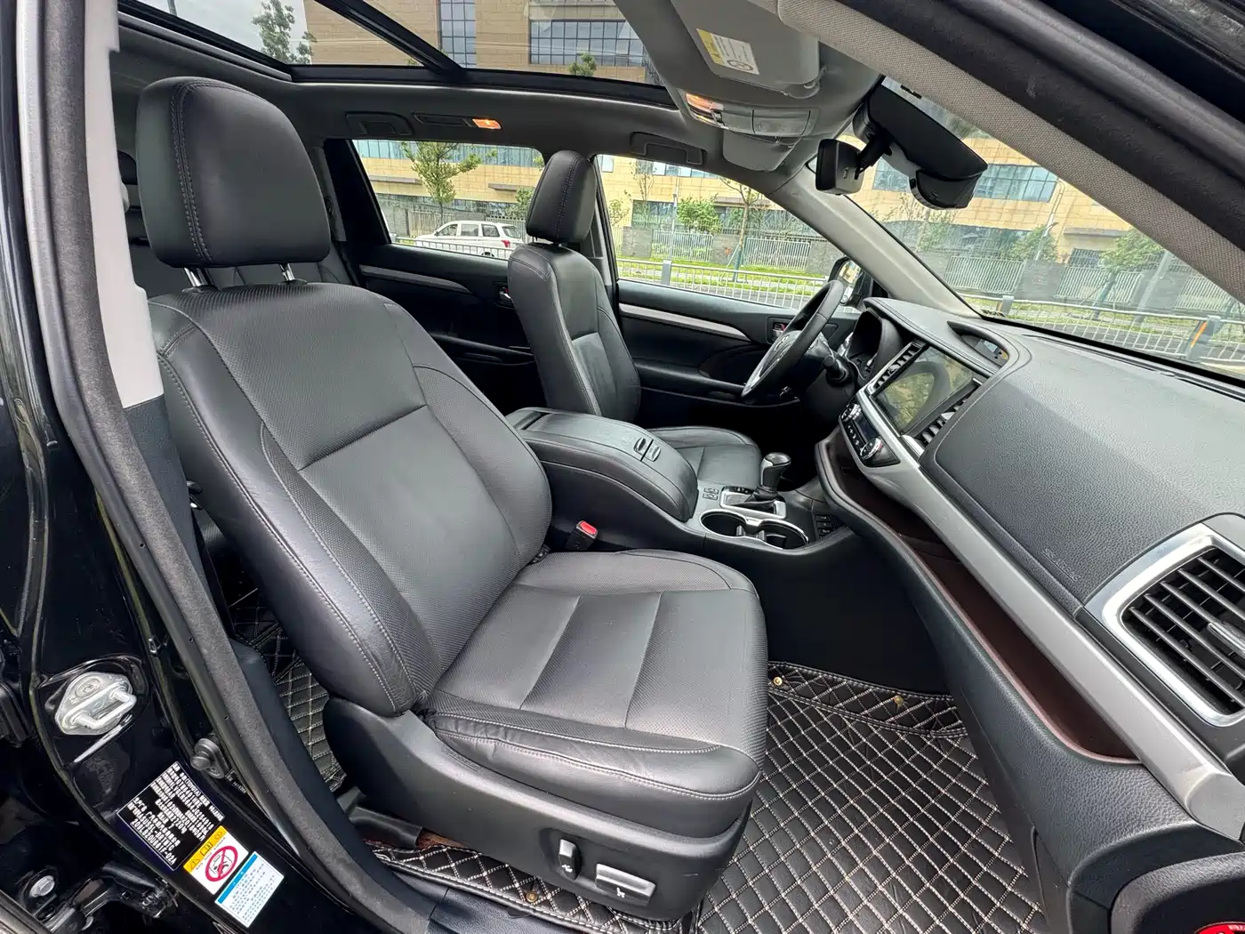 Toyota Highlander 2018 2.0T 4WD Premium 7-seater (China V) фото 8