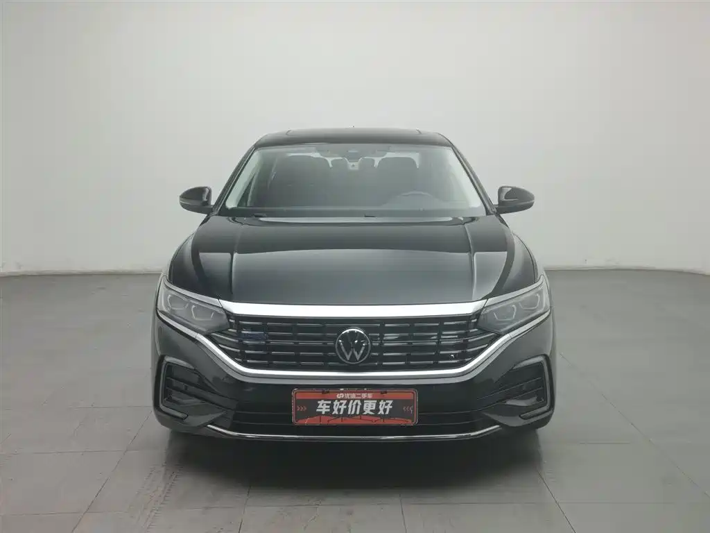 VOLKSWAGEN PASSAT NEW ENERGY