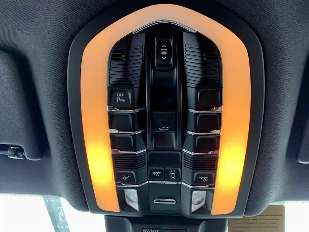 Porsche Macan 2020 Macan 2.0T фото 26