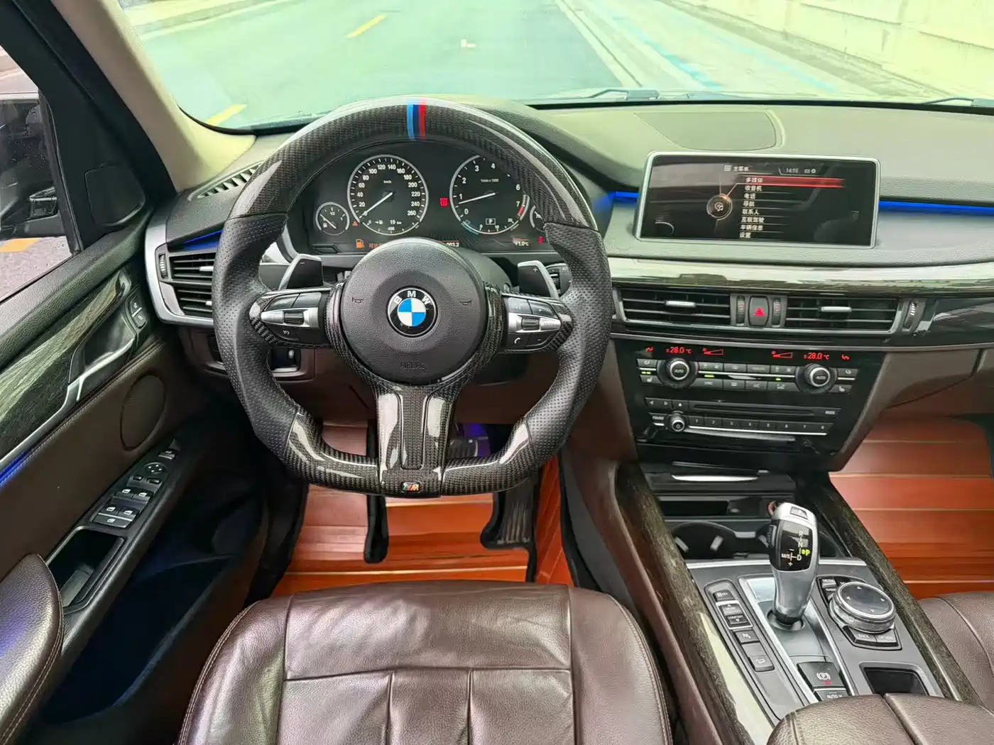 BMW X5 (Import) 2014 xDrive35i Leading фото 9