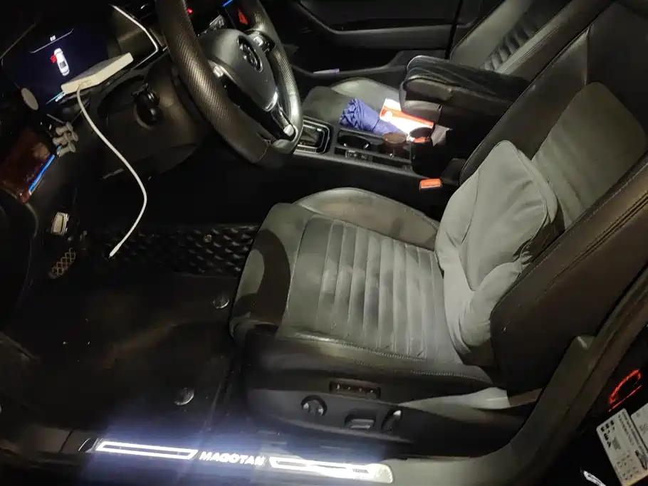 Volkswagen Magotan 2018 380TSI DSG Premium фото 9
