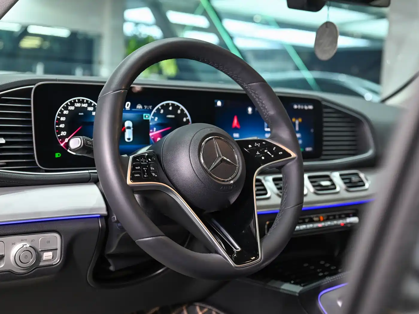 Mercedes-Benz GLE Coupe 2024 GLE 350 4MATIC Coupe SUV Luxury фото 12