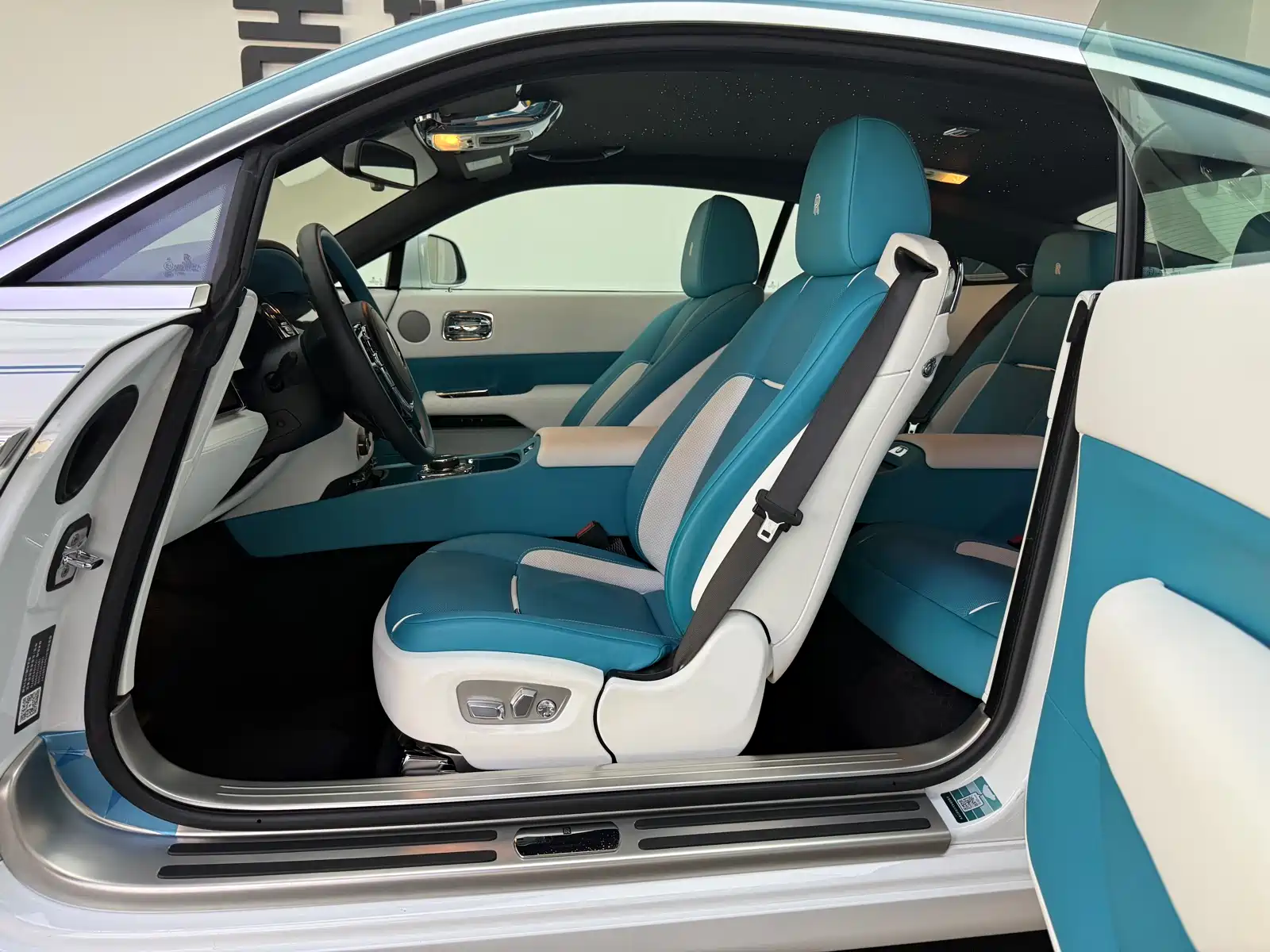 Фото 8 - Rolls-Royce Wraith