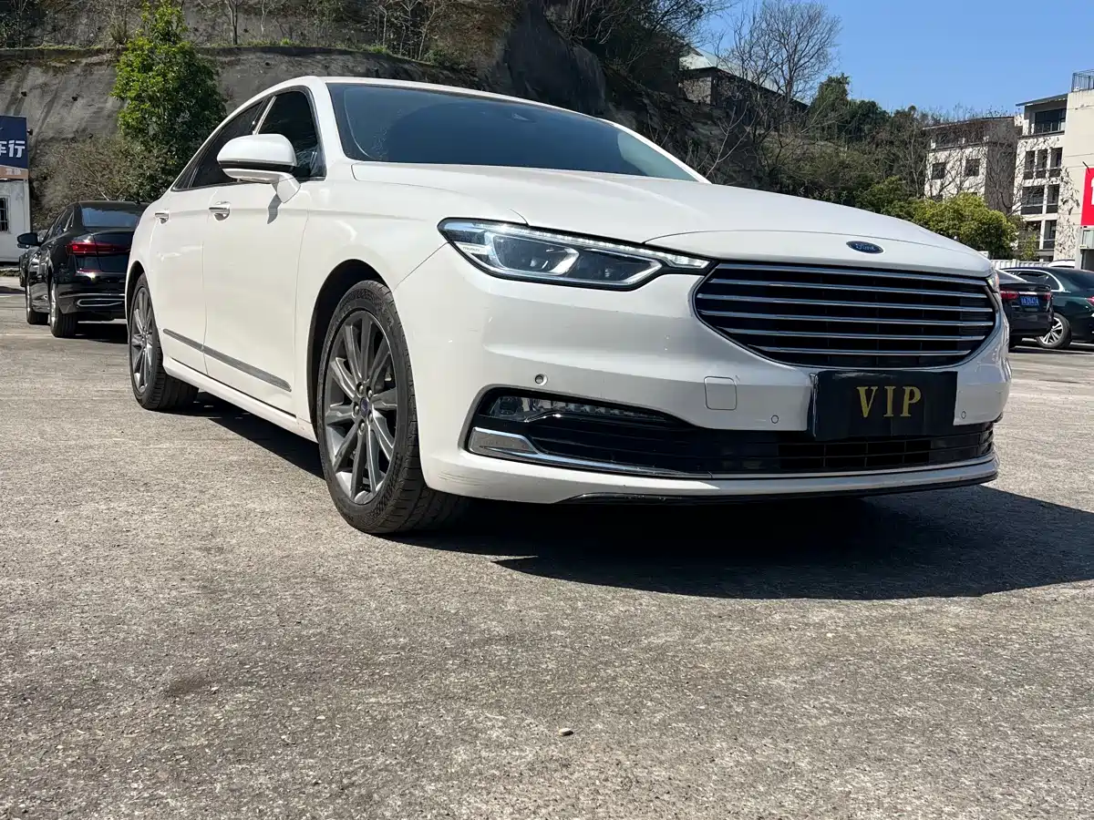 Ford Taurus 2020 2019 EcoBoost 245 Premium Edition