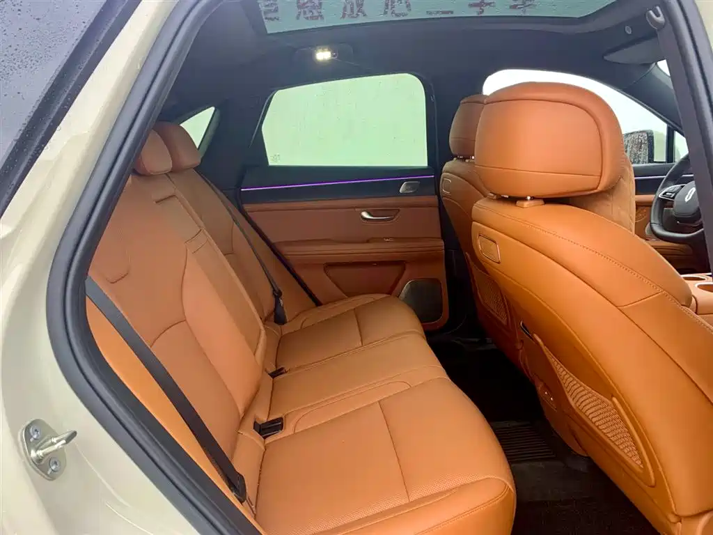 AITO Wenjie AITO M5 2025 Extended Range Ultra AWD фото 14