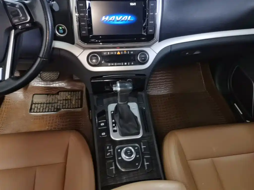 Haval H6 Coupe 2016 Blue Label 1.5T Automatic 2WD Urban фото 14