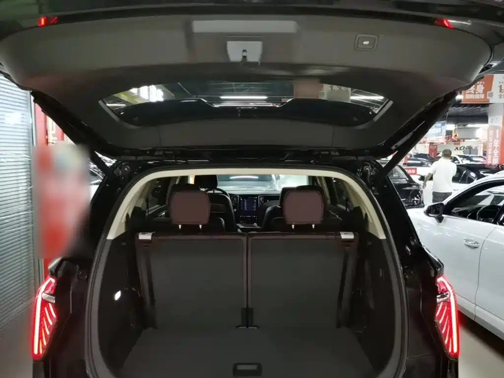 Hongqi HS7 PHEV 2025 2024 2.0T PHEV 4WD Flagship Edition 6-seater
