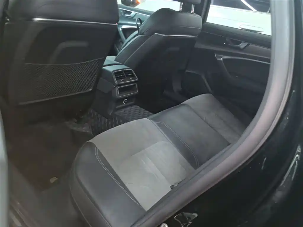 Audi A6L 2020 40 TFSI Luxury Dynamic фото 17
