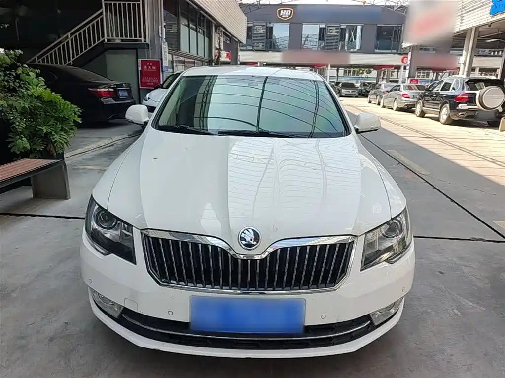 Škoda Superb 2013 1.8TSI Automatic Elegance Edition фото 3