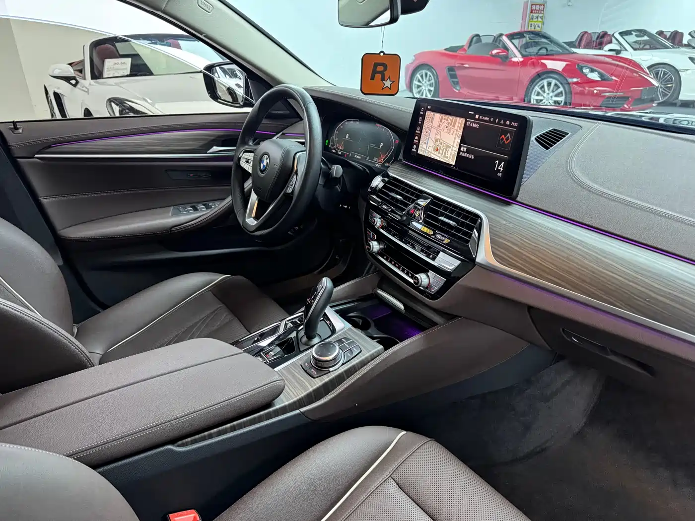 BMW 5 Series 2022 530Li Leading Luxury Package фото 17