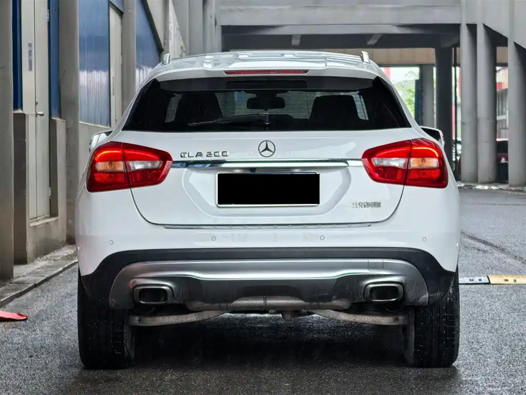 Mercedes-Benz GLA 2016 GLA 200 Dynamic фото 4