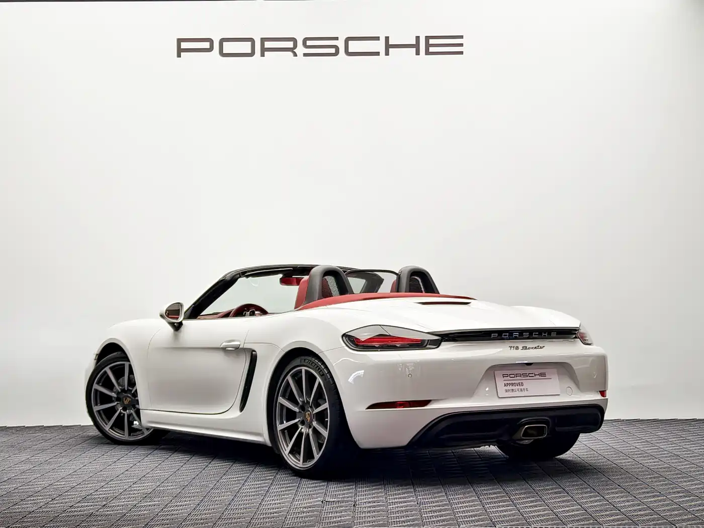 Porsche 718 фото 5