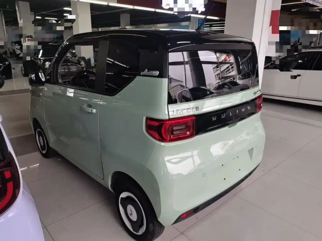 Фото 5 - Wuling Motors Hongguang MINIEV