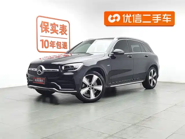 MERCEDES-BENZ GLC