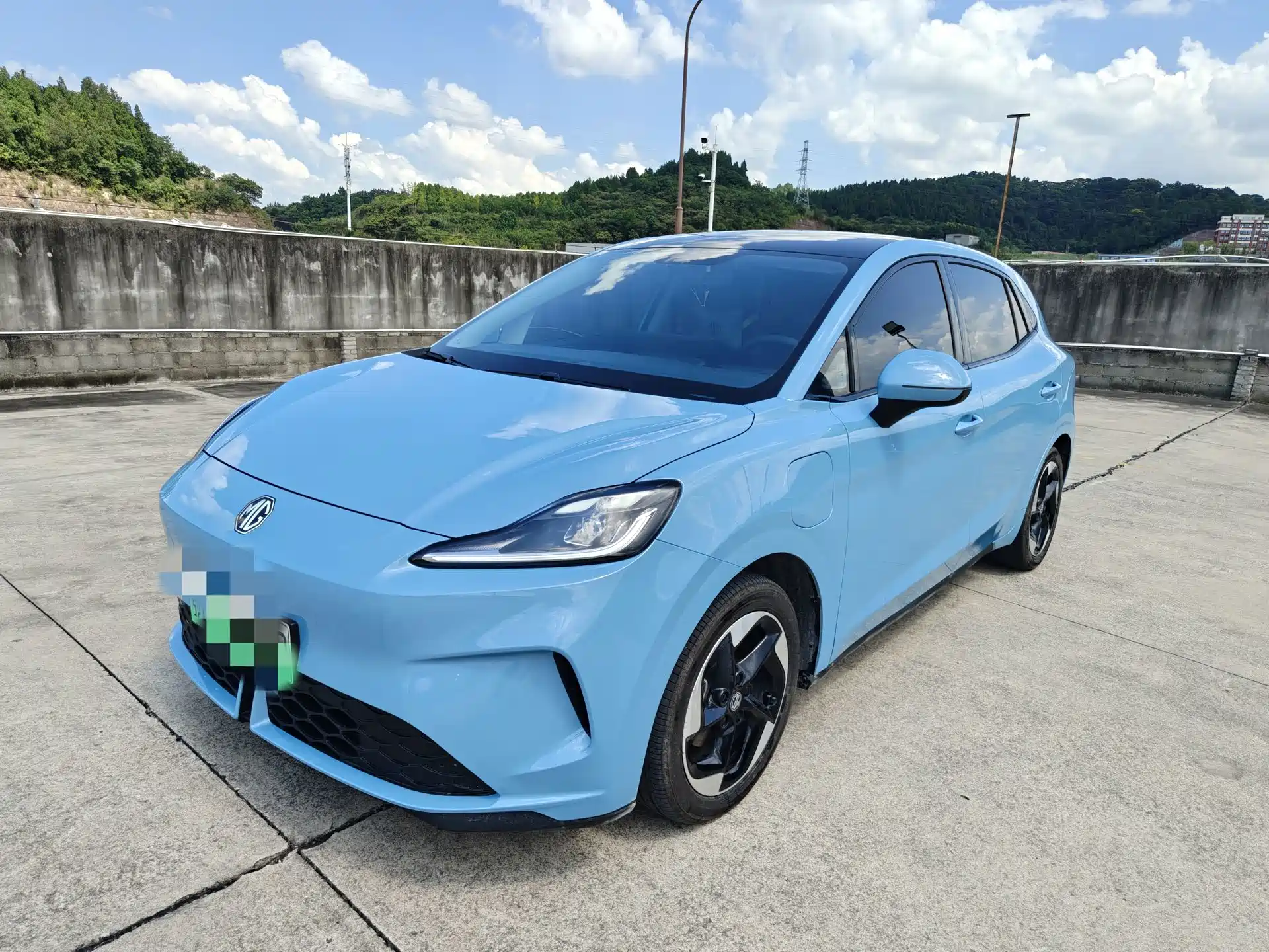 Фото 1 - MG MG4 EV