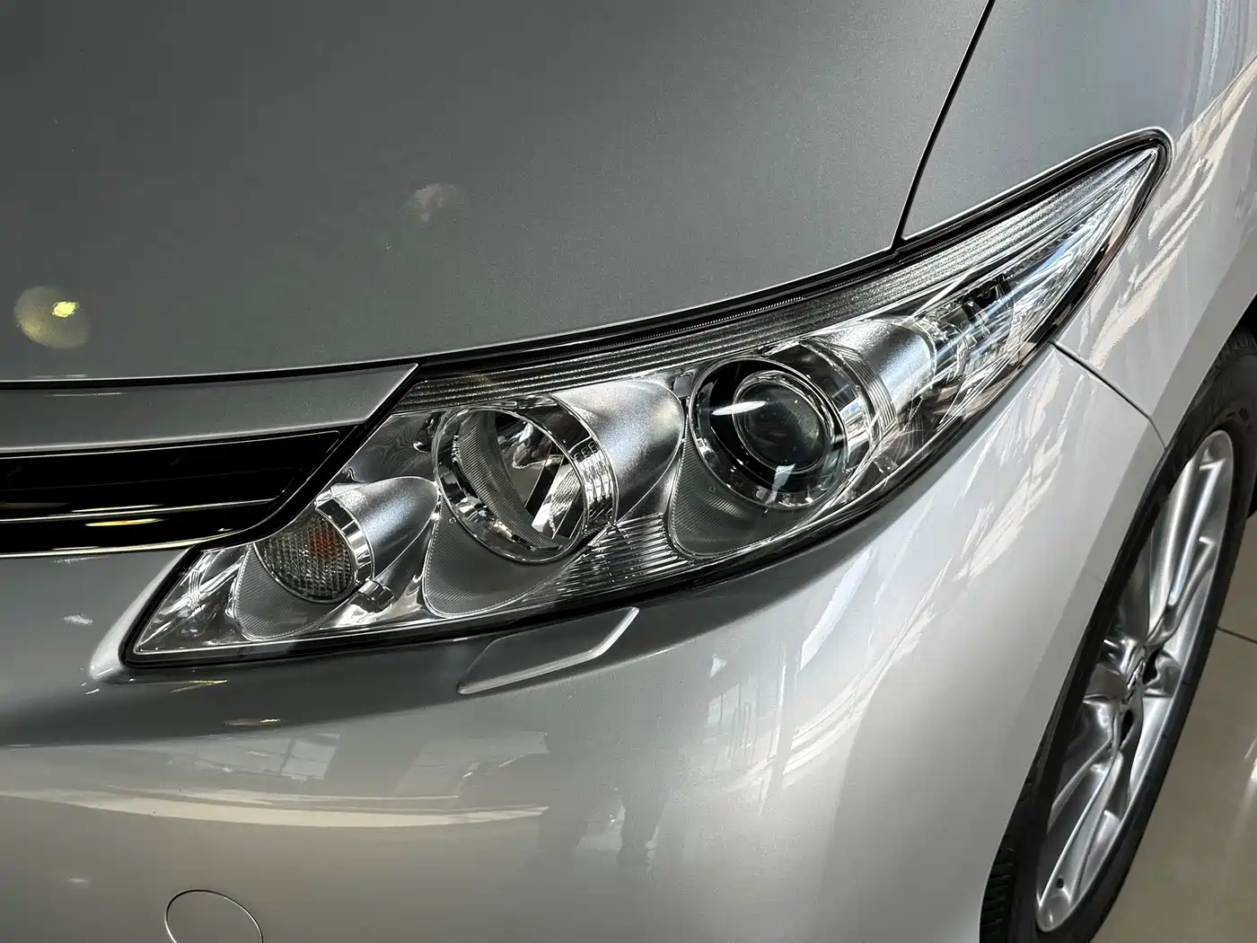 Toyota Previa 2012 3.5L 7-Seater Luxury Model фото 5