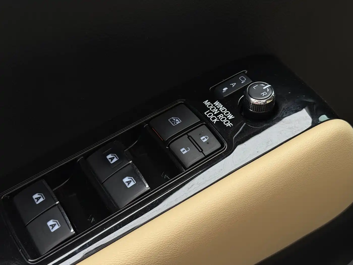 Toyota Vellfire 2020 2019 Hybrid 2.5L HV Premium Edition