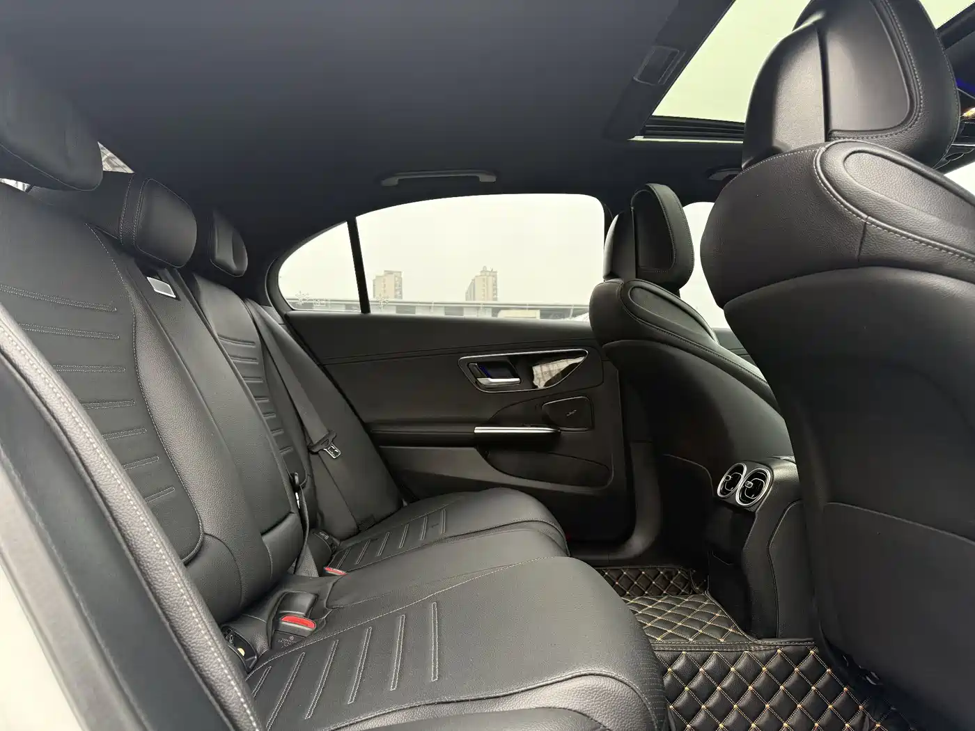 Mercedes-Benz C-Class 2022 Facelift C 200 L Sport фото 17