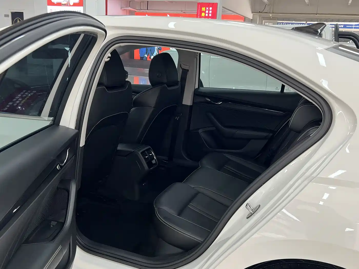 Škoda Octavia 2021 PRO TSI280 DSG Luxury Edition фото 6