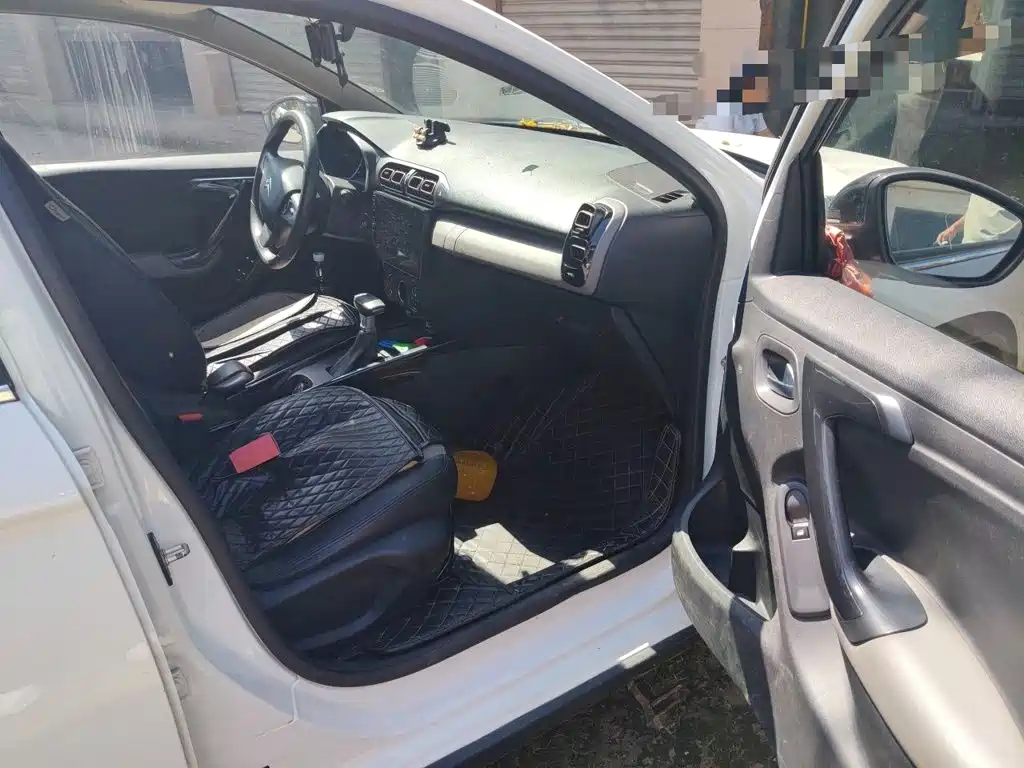 Photo 19 - Citroën C3-XR