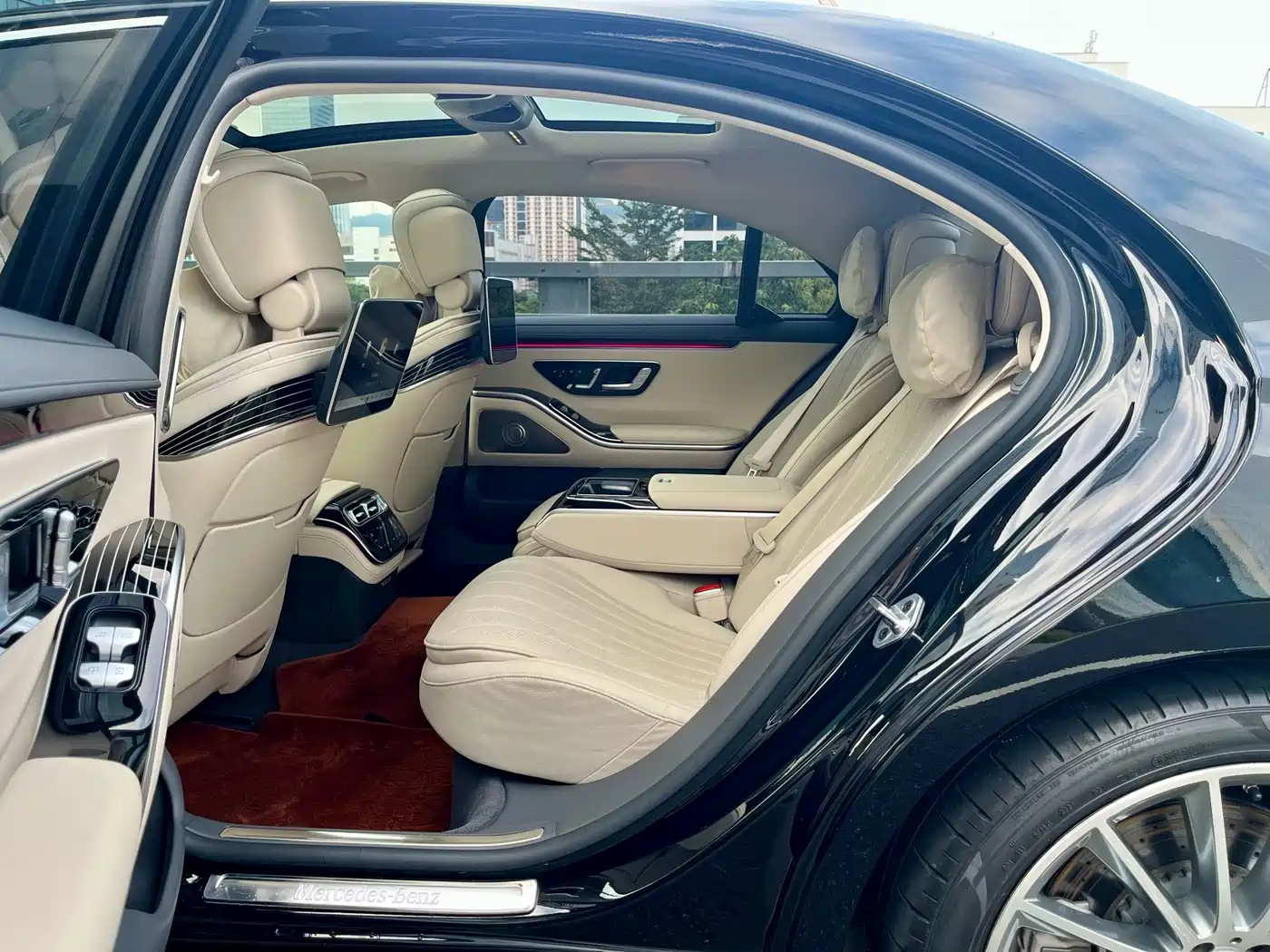 MERCEDES-BENZ S CLASS